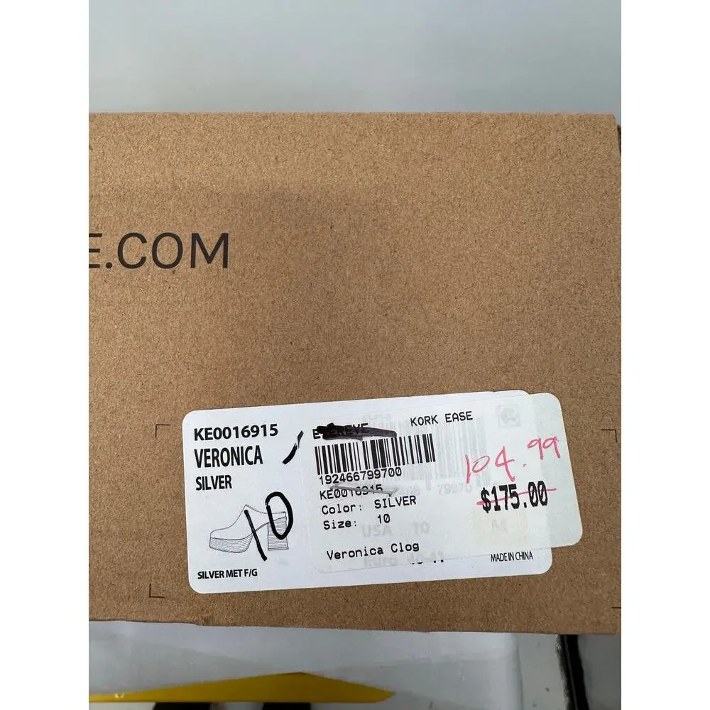 KORK EASE New in Box VERNOICA Clog in Sliver // 10 - Picture 8 of 11